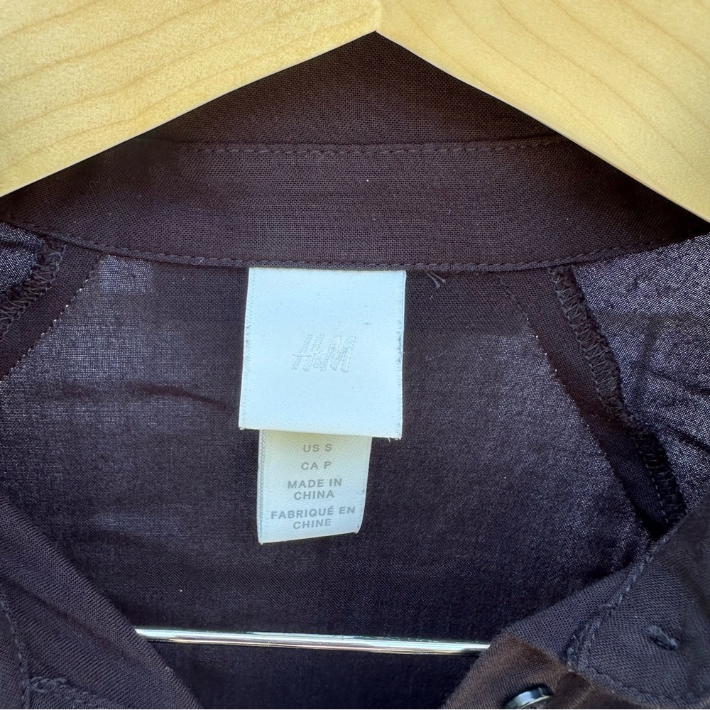 H&M Elegant Black Collar Tiered Midi Dress - Picture 5 of 7